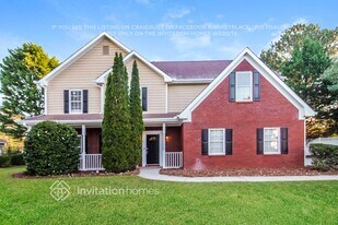 1645 Rose Pointe Dr in Loganville, GA - Building Photo