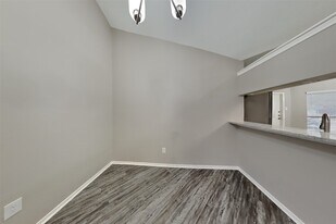 4622 Pecan Grove Dr in Pearland, TX - Building Photo