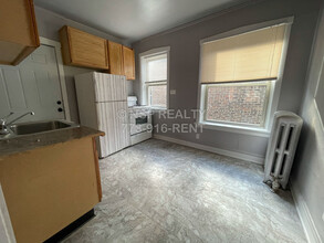 4031 W Melrose St, Unit 3N in Chicago, IL - Building Photo - Building Photo