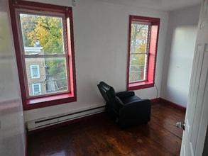 52 Clinton St in Albany, NY - Building Photo - Building Photo