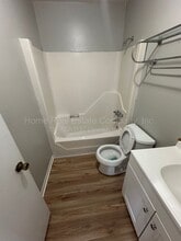 1004 Salisbury St in Kernersville, NC - Building Photo - Building Photo