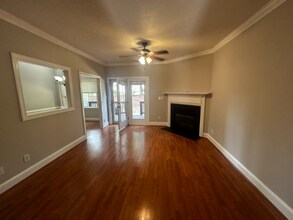 1218 Shadowbark Ct in Raleigh, NC - Building Photo - Building Photo