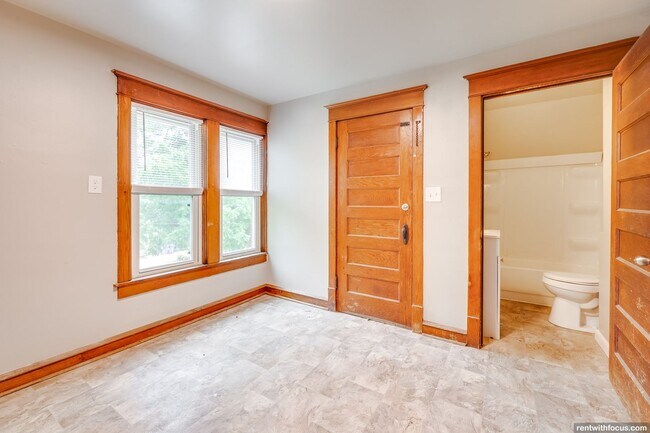714 S Memorial Dr in Appleton, WI - Building Photo - Building Photo