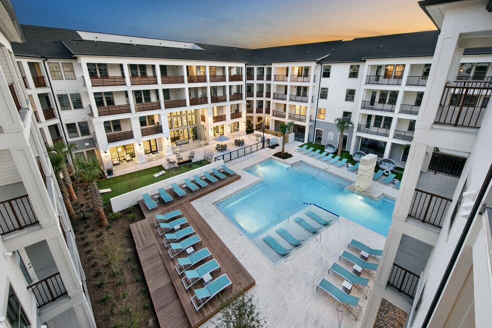 Merrill Pines Condos Apartments Jacksonville, FL Apartments For Rent
