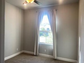 5009 Creekhollow Way in Roseville, CA - Building Photo - Building Photo