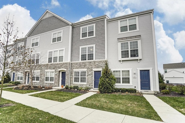 property at 1415 Bloomington Blvd
