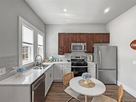 801 N Marsalis Ave in Dallas, TX - Building Photo