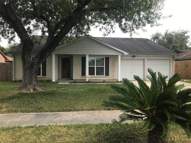 10206 Trade Winds Dr