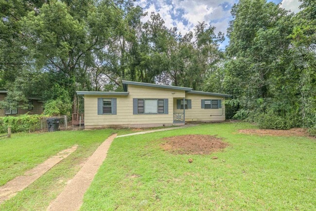 property at 1637 Atkamire Dr