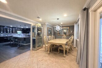 9770 Tappenbeck Dr in Houston, TX - Building Photo - Building Photo