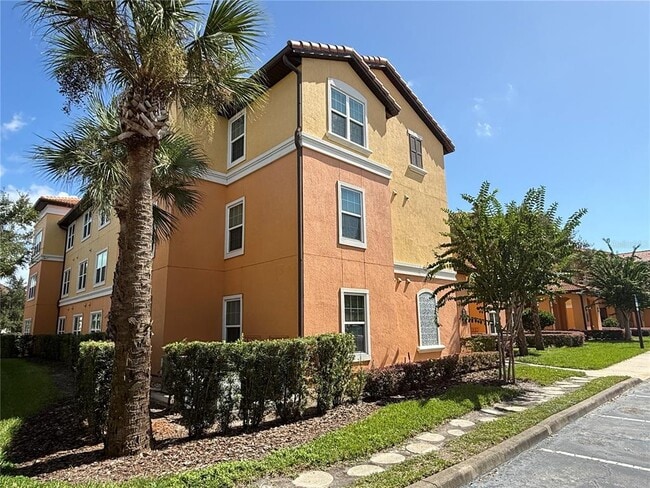 property at 5451 Vineland Rd