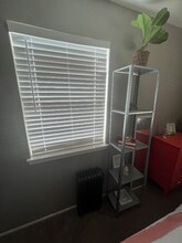 3926 Mehalia Dr in Dallas, TX - Foto de edificio - Building Photo