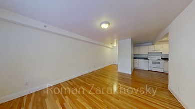 8 Griggs St in Boston, MA - Building Photo - Building Photo