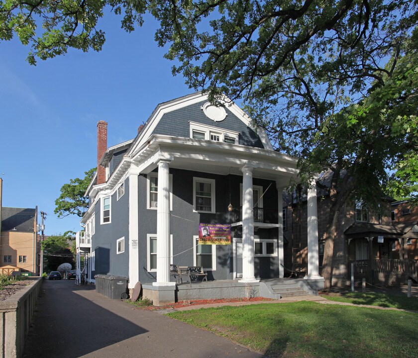 1214 4th St SE in Minneapolis, MN - Building Photo