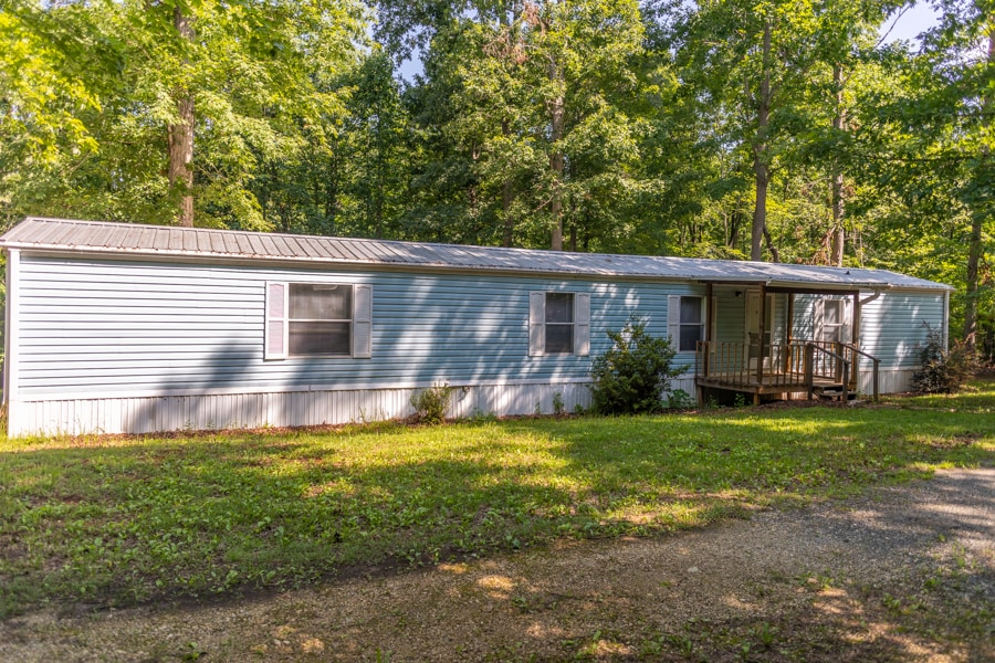4700 Silver Creek Church Rd in Morganton, NC - Building Photo