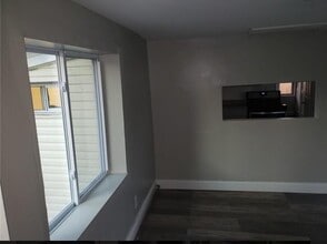 1408 Harding Park in Bronx, NY - Building Photo - Building Photo