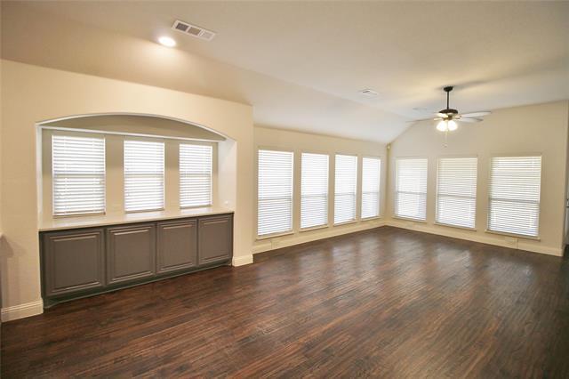 1532 Reagan Ave in Waxahachie, TX - Building Photo - Building Photo