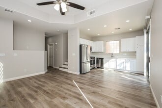 109 Stockton Edge Ave in North Las Vegas, NV - Building Photo - Building Photo