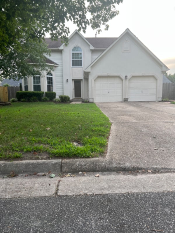 property at 2633 Pender Dr