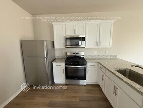 7211 Dolores Ave in Frederick, CO - Foto de edificio - Building Photo