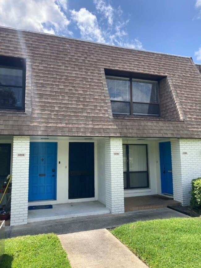 property at 1246 Maury Rd
