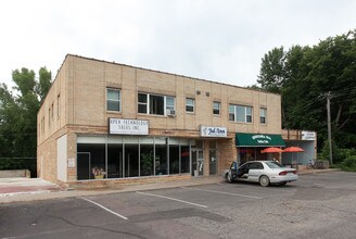 3449-3467 Shoreline Dr in Wayzata, MN - Building Photo - Building Photo