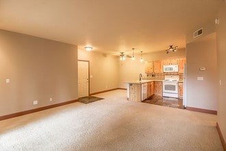 6670 N Spurwing Loop in Coeur d'Alene, ID - Building Photo - Building Photo
