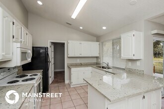 180 Hurtig Ave NW in Palm Bay, FL - Building Photo - Building Photo
