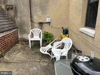 15 W Montgomery St photo'