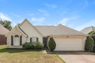 7117 Puddin Ln in Cordova, TN - Building Photo