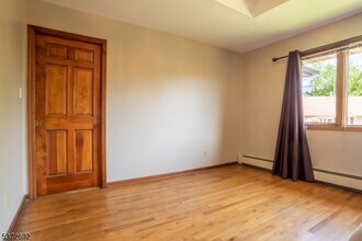 19 Reynolds Ave in Parsippany Troy Hills, NJ - Building Photo - Building Photo