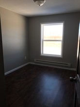 1805 7th Ave E-Unit -204 in Alexandria, MN - Foto de edificio - Building Photo