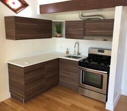 3942 Murietta Ave, Unit A in Los Angeles, CA - Building Photo - Building Photo