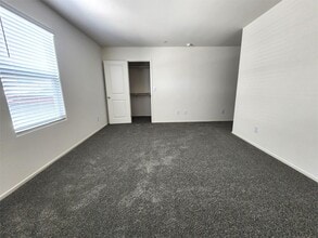 9476 Peaceful River Ave in Las Vegas, NV - Building Photo - Building Photo