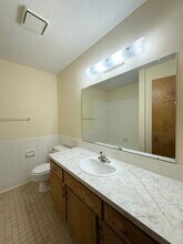 2675 N 93rd St in Omaha, NE - Building Photo - Building Photo