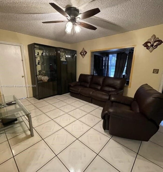 property at 526 S 28th Ave