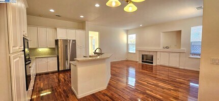 43401 Laurel Glen Cmn in Fremont, CA - Building Photo - Building Photo