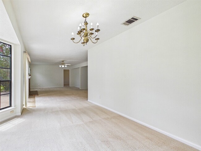 property at 814 Lochnell Dr