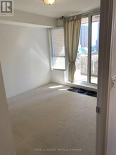 4090-4090 Living Arts Dr in Mississauga, ON - Building Photo - Building Photo