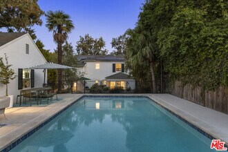 881 Cumberland Rd in Glendale, CA - Building Photo - Building Photo