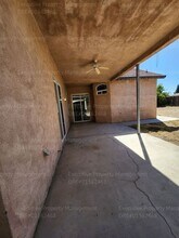 259 Dani Rose Ln in Bakersfield, CA - Building Photo - Building Photo