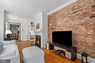 1647 34th St NW in Washington, DC - Building Photo - Building Photo