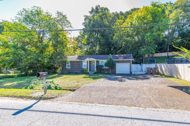 4860 Cimarron Way in Nashville, TN - Building Photo - Building Photo
