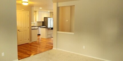 2132 Bobs Hollow Ln in Dupont, WA - Building Photo - Building Photo