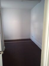 56 3rd Ave, Unit 2 in Gloversville, NY - Building Photo - Building Photo