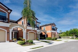 11454 Crowned Sparrow Ln in Tampa, FL - Building Photo - Building Photo