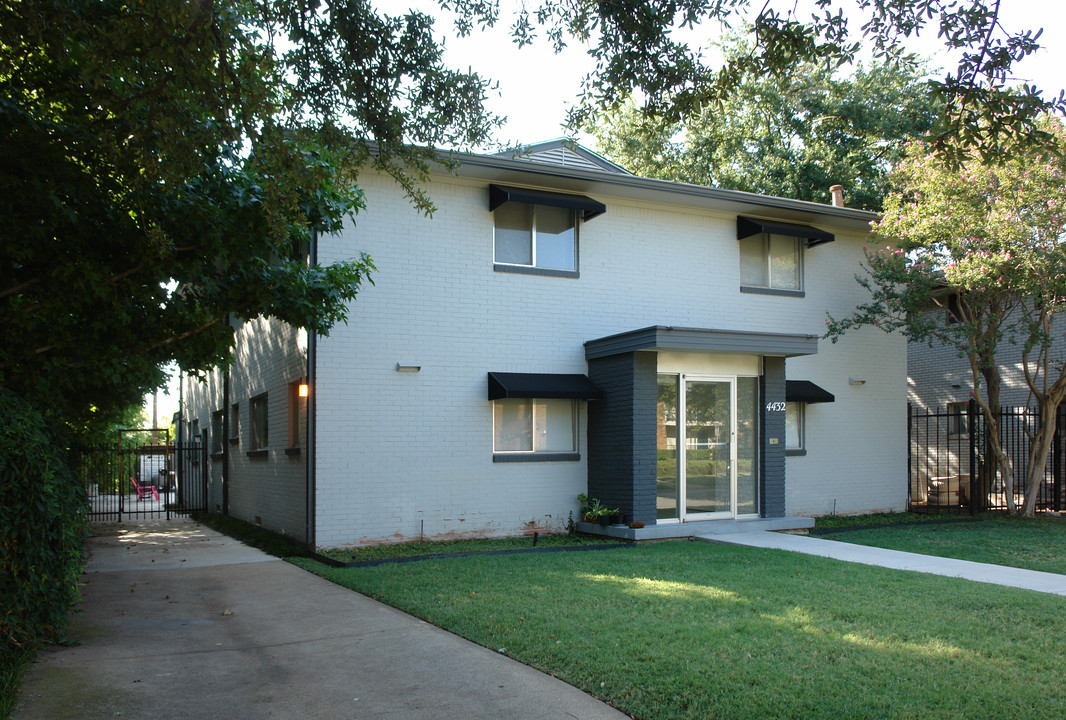 4432 Cole Ave in Dallas, TX - Building Photo