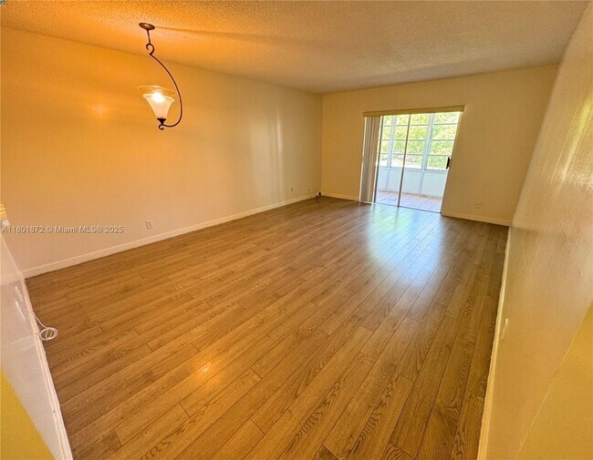 2060 NW 48th Terrace in Lauderhill, FL - Building Photo - Building Photo