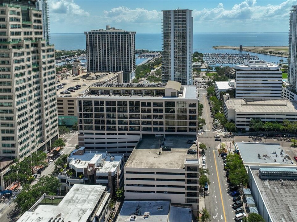 175 2nd St S in St. Petersburg, FL - Building Photo