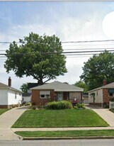 6363 State Rd in Parma, OH - Building Photo